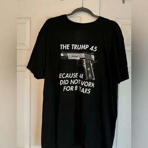 Trump 45 T-Shirt - Black XXL Mens or Womens